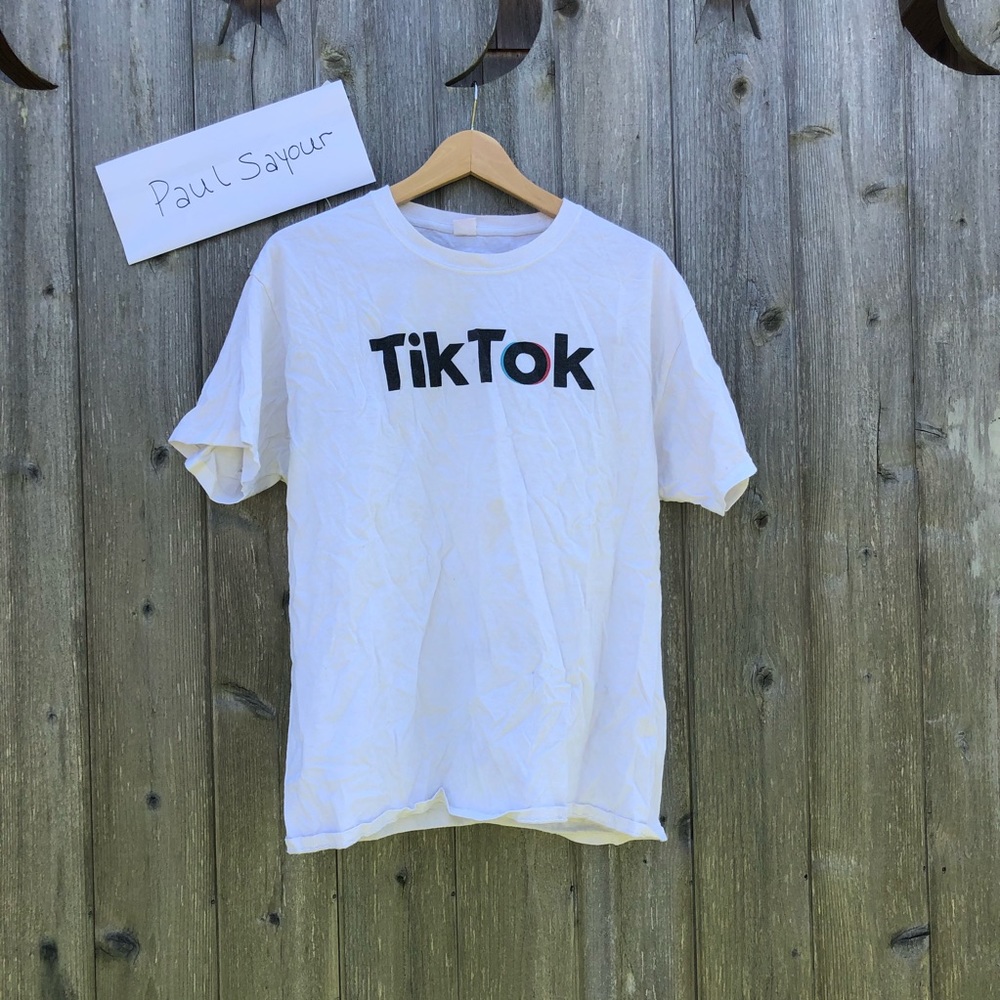 RARE TIKTOK TSHIRT ORIGINAL LOGO